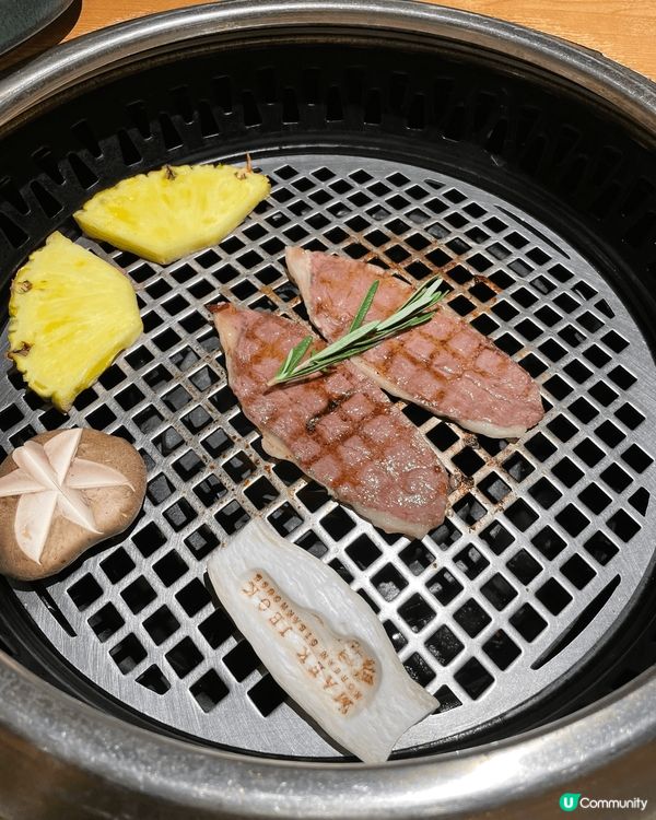 中午lunch食燒肉～燒埋比你食，送咗2碗飯，得一個鐘食飯，...