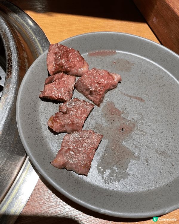 中午lunch食燒肉～燒埋比你食，送咗2碗飯，得一個鐘食飯，...