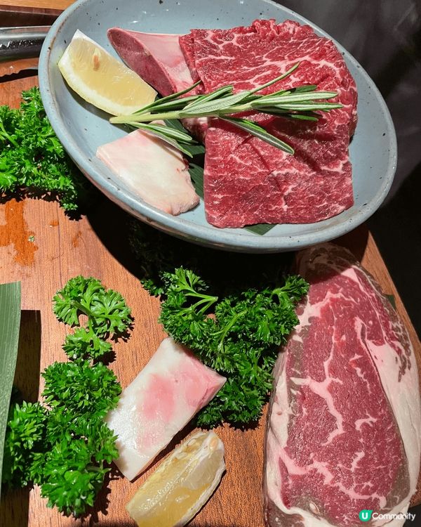 中午lunch食燒肉～燒埋比你食，送咗2碗飯，得一個鐘食飯，...