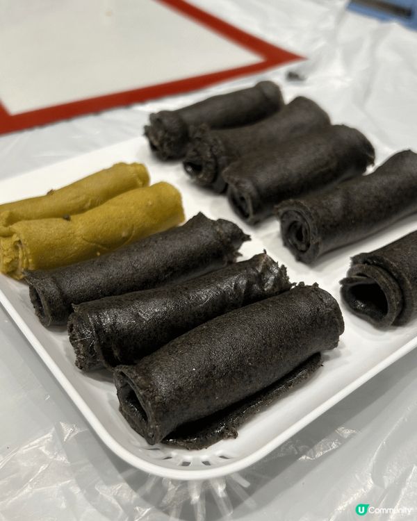 行過荃灣千色匯見到流心芝麻卷外貌好吸引，即刻馬上嘗試返屋企自...