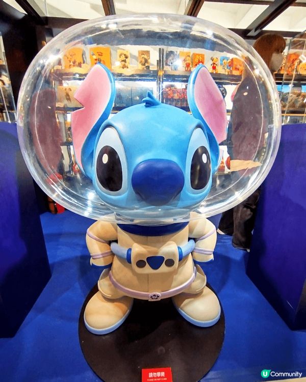 Harbour City 商場內狄士尼活動，有不同米奇和其他...