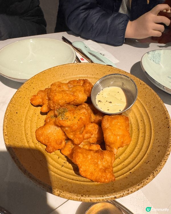 牧羊少年既手工磨古黑松露意粉好食彈牙。卡邦尼蛋汁香濃。腐乳炸...