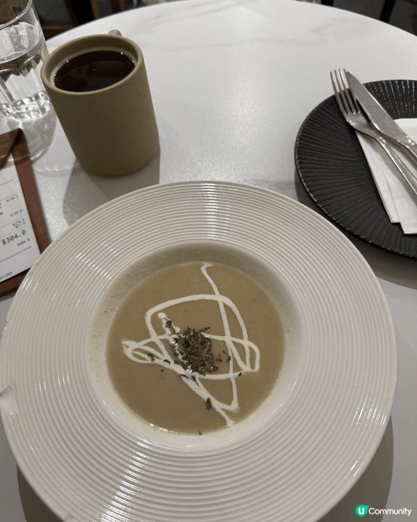 琴晚去圍方商場覓食，比Tera Pancake House嘅...