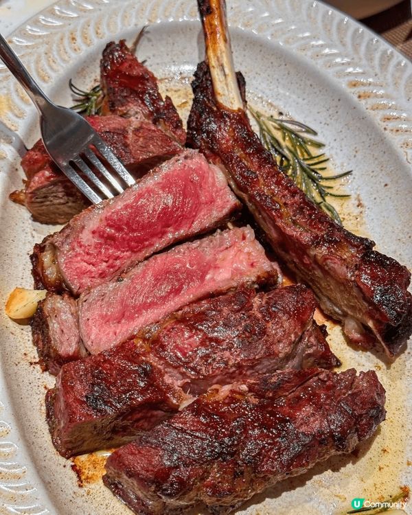 今日介紹呢間店性價比好高，店內裝修風格亦都好有質感，整體氛圍...