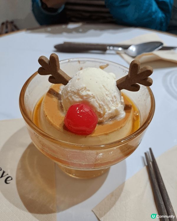 雪糕布甸及提拉米蘇咖啡極力推薦，蟹黃和蟹肉非常鮮味好吃，但壽...