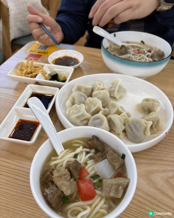 深圳隨便走走，在網絡上查看一下評分，滿分5分達到4分以上的餐...