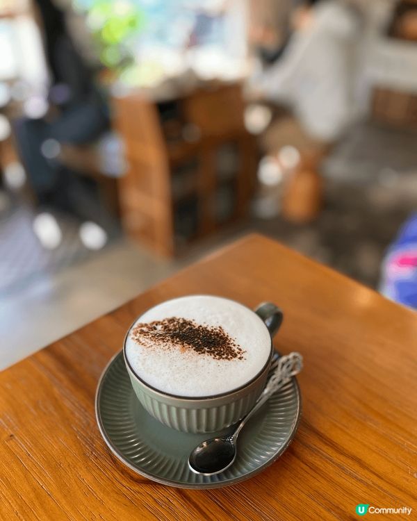 新墟咖啡，好好味班戟漢堡、龍蝦汁蟹肉飯立貝意粉同埋Cappu...