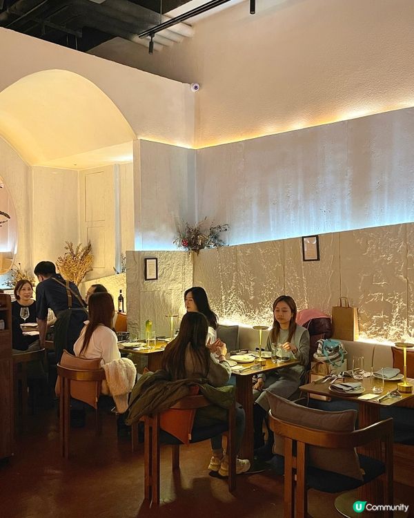 西營盤洞穴氛圍感餐廳🩷