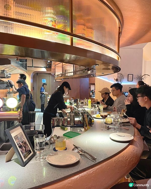 西營盤洞穴氛圍感餐廳🩷