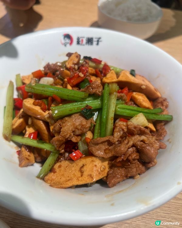 湘菜餐廳進攻天水圍，平日夜晚全場爆滿🌶️好食