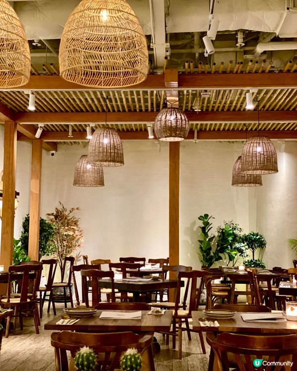 ✨香港🇭🇰-💬⚠️高質泰菜值得再訪⁉️💢 氛圍感十足‼️📣見內文✨