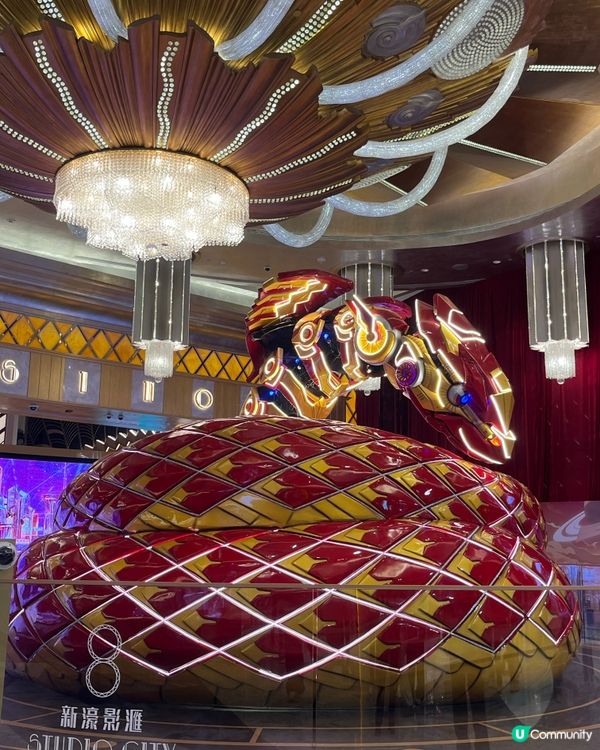 新濠影滙 巨型機械靈蛇dhow