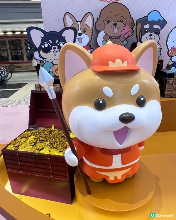 可愛嘅小狗同大家喺將軍澳拜個早年 🧧