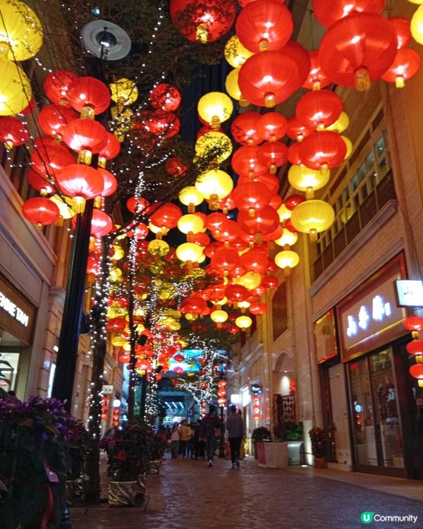 利東街🏮新年燈籠海，喜慶燈海過新年！