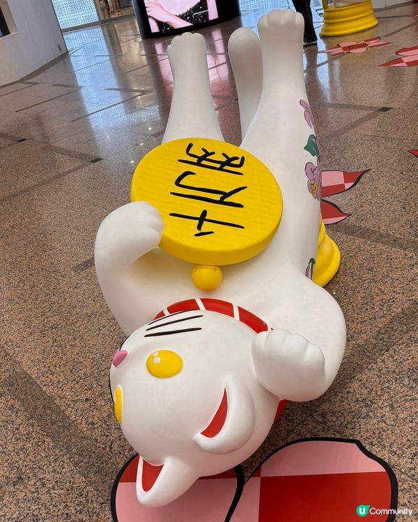 8隻巨型招財貓😍  時代廣場等你拜年！