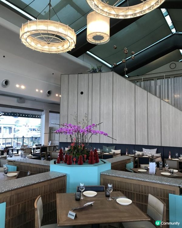 坐擁維多利亞海景的浪漫餐廳