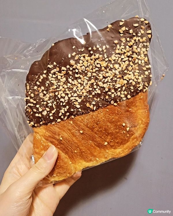 🥐🥖 人氣爆燈麵包店！🤩