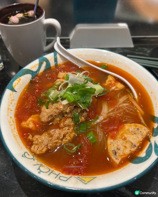 越式蟹雞肉餅湯檬粉，鮮味十足！🦀🐔🍜