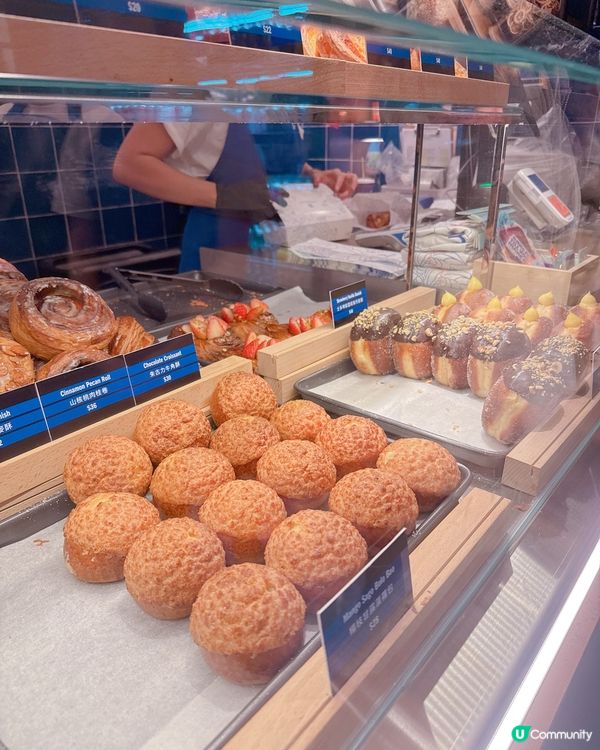 Bake House 新出楊枝甘露菠蘿包