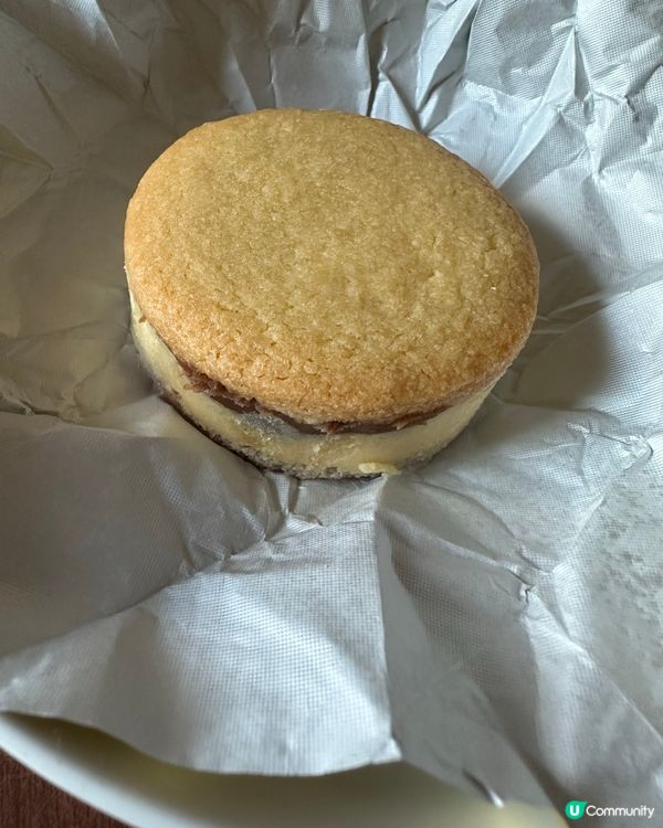 美味的e°C忌廉磚夾心圓餅