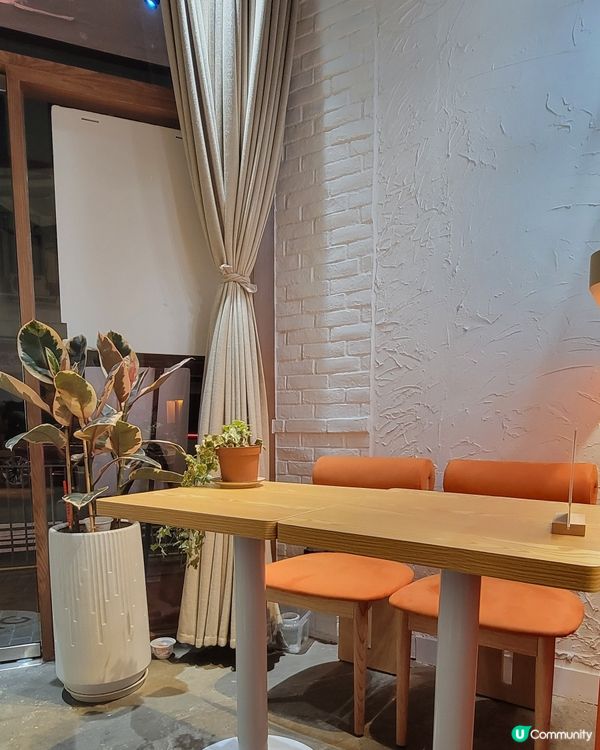 橙色元素之《Poking》