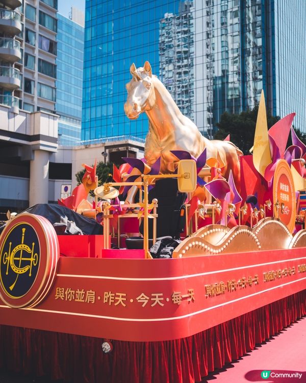 率先欣賞花車匯演