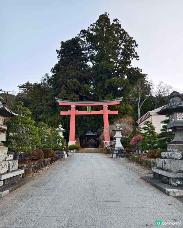 富士遙拜所，同時拍到富士山及鳥居