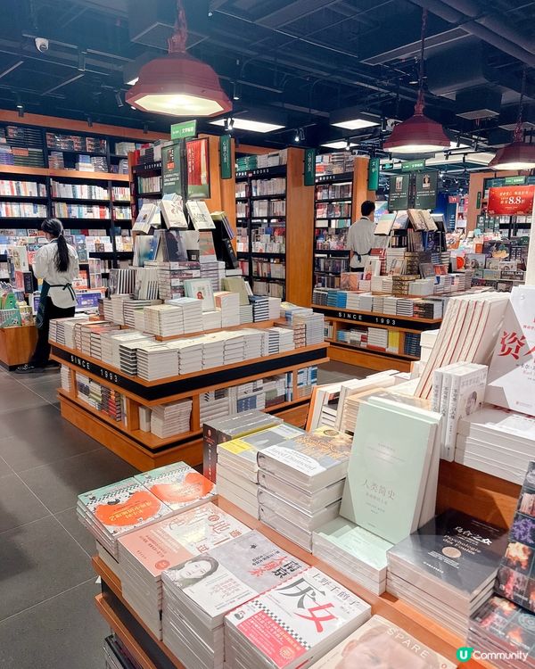 英倫風書店📚☕️，打卡必備！