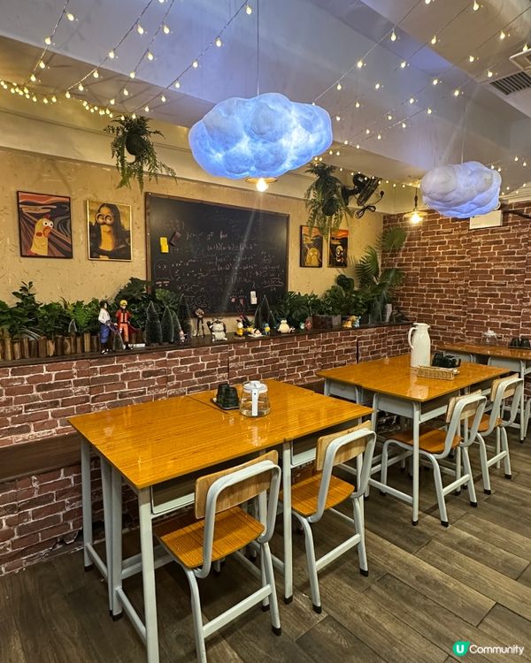 工廈裏校園風餐廳