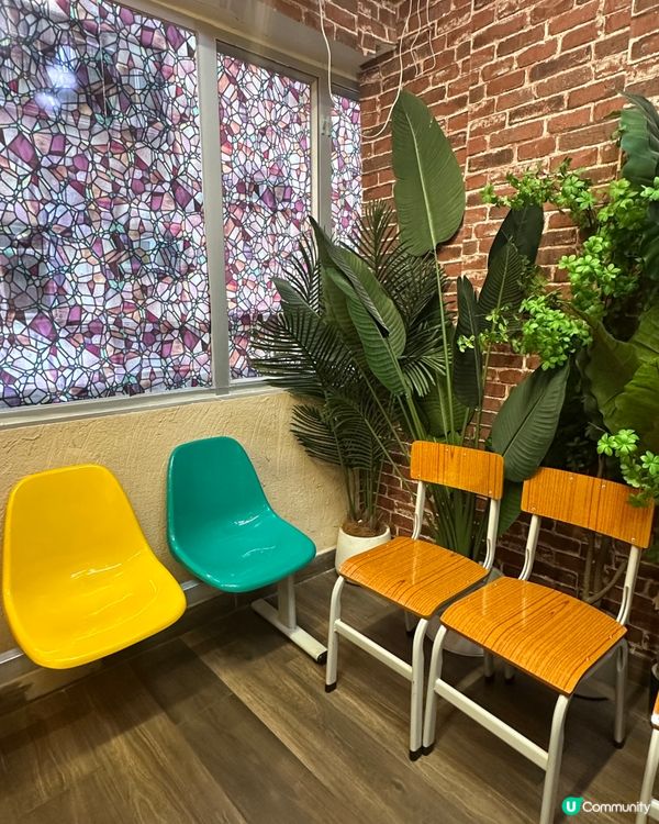 工廈裏校園風餐廳