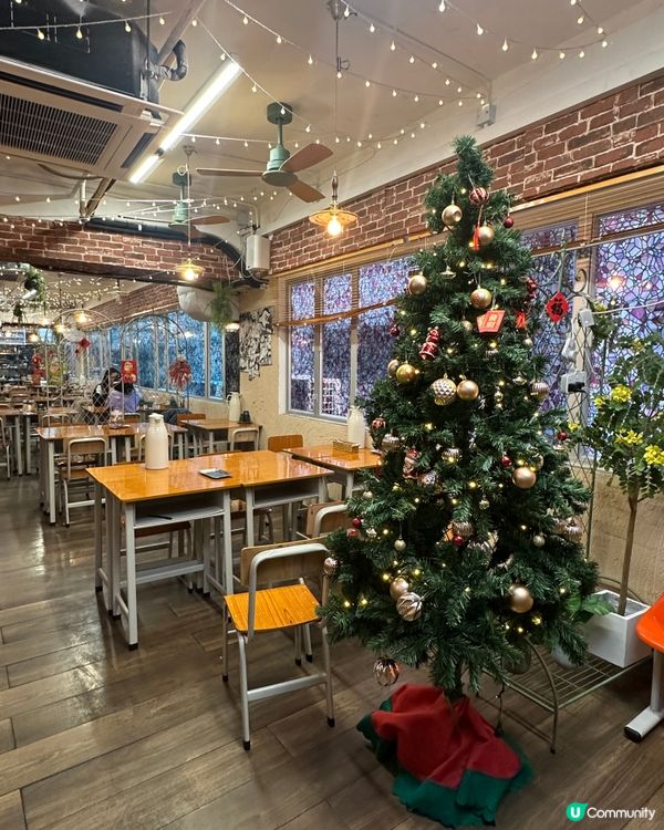 工廈裏校園風餐廳