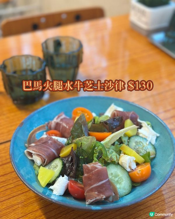 工廈裏校園風餐廳