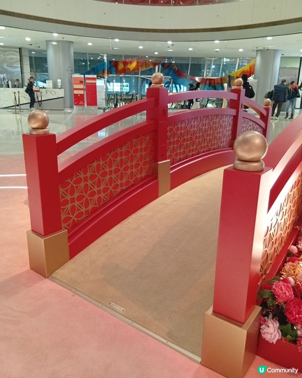 國際金融中心商場-新春山水庭園藝術作品