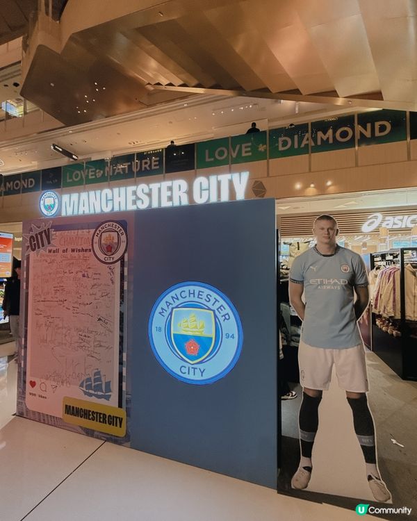 ⚽️ 曼城巴塞隆拿阿根廷波衫，美斯公仔，仲有冠軍獎杯影相打卡