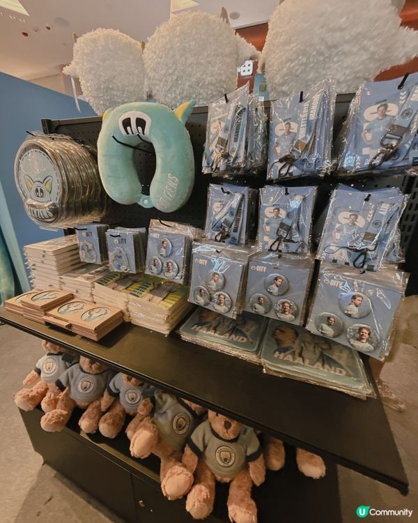 ⚽️ 曼城巴塞隆拿阿根廷波衫，美斯公仔，仲有冠軍獎杯影相打卡