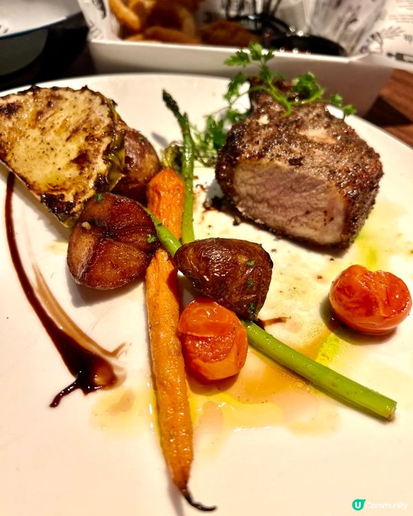 位於旺角朗豪坊❣︎The Sky Bar❣︎係一間西式酒吧餐...