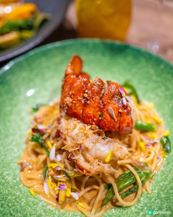 尖沙咀飽覽維港夜景 浪漫海景慶祝餐廳🥂