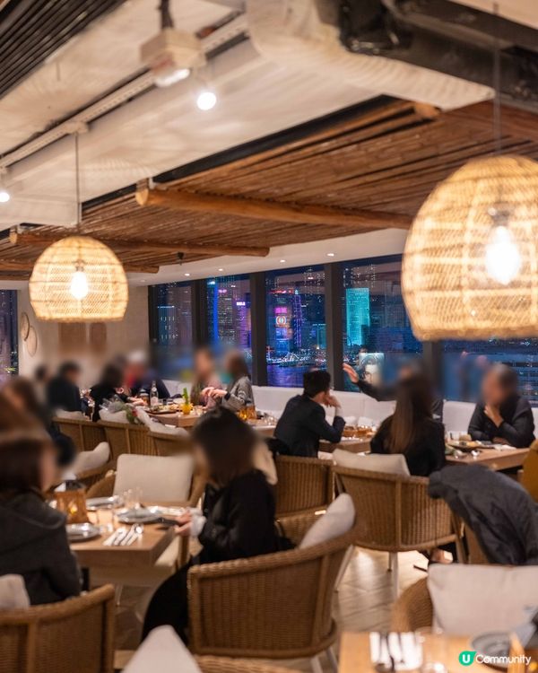 尖沙咀飽覽維港夜景 浪漫海景慶祝餐廳🥂