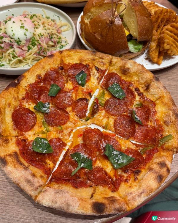 【 一邊品嘗美食,一邊飽覽啟德主場館日夜美景 】