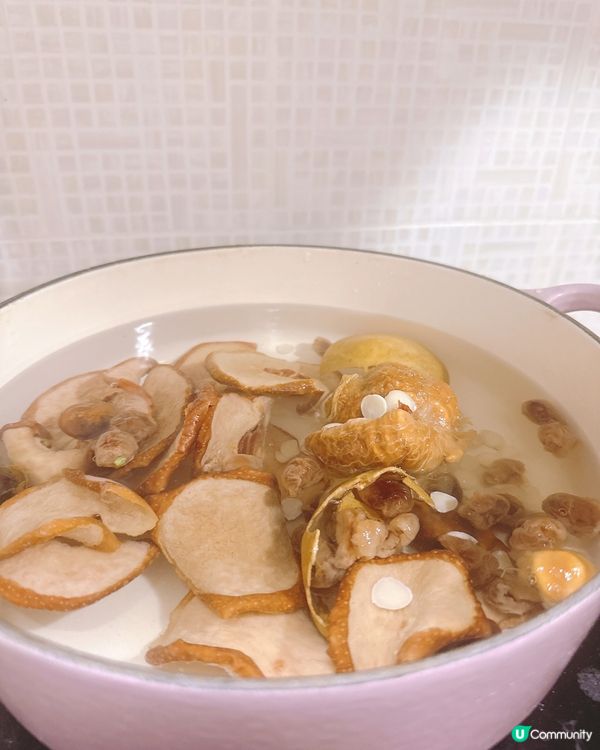 ## 🥶凍冰冰🥶 煲個金羅漢果雪梨茶暖暖胃🥰