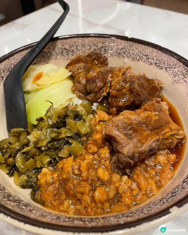 台式滷牛腱滷肉飯