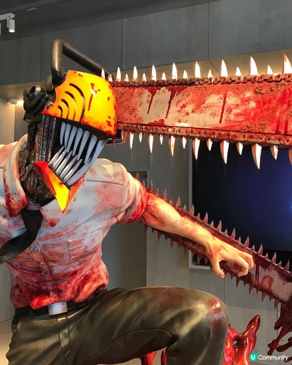 東京漫畫咖啡店內的動漫角色公仔