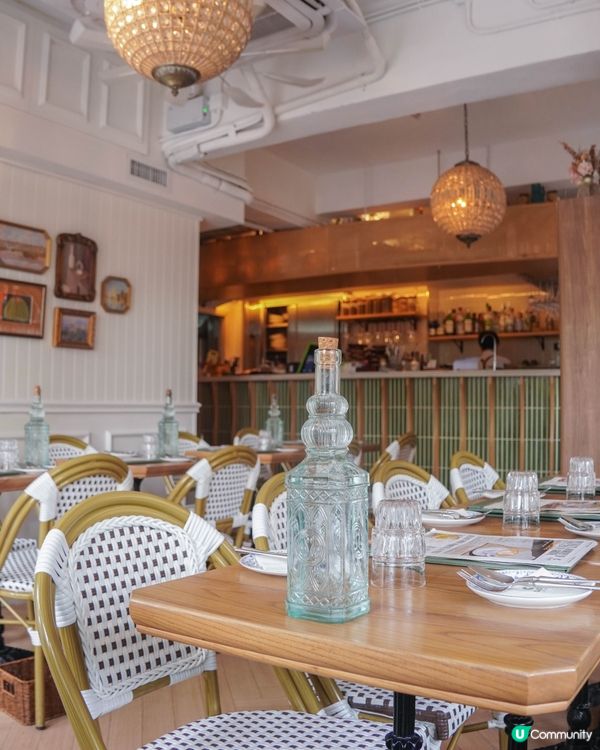 法式氛圍與精品朱古力的精緻餐飲體驗