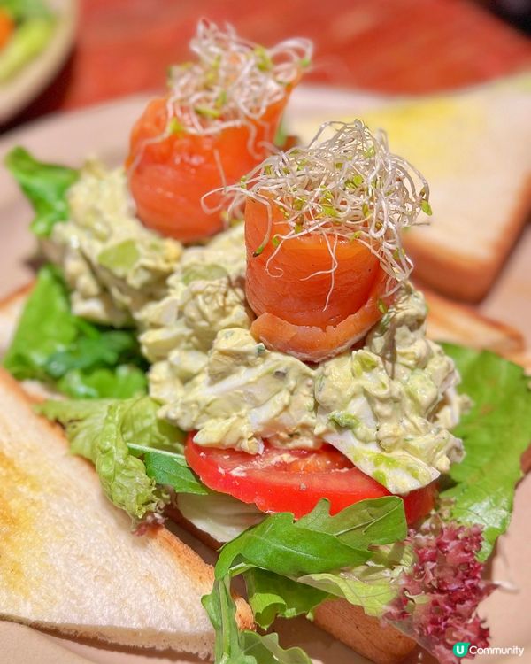 沙漠系採光流線Cafe❤️‍🔥商廈區OL最愛！