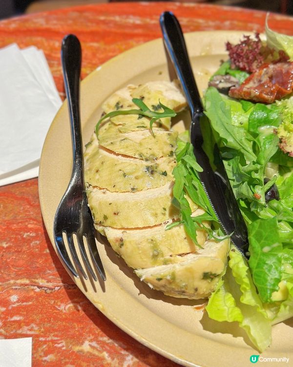 沙漠系採光流線Cafe❤️‍🔥商廈區OL最愛！