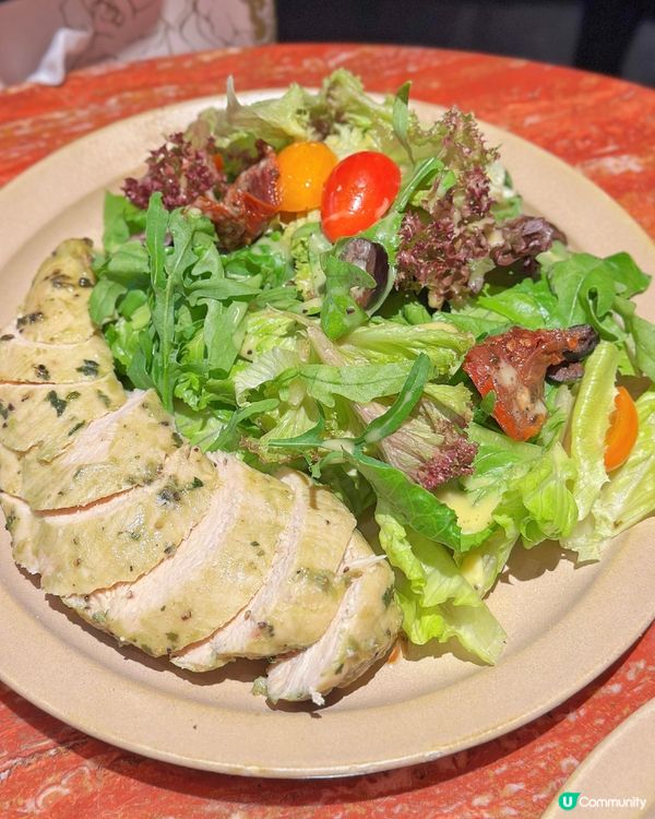 沙漠系採光流線Cafe❤️‍🔥商廈區OL最愛！