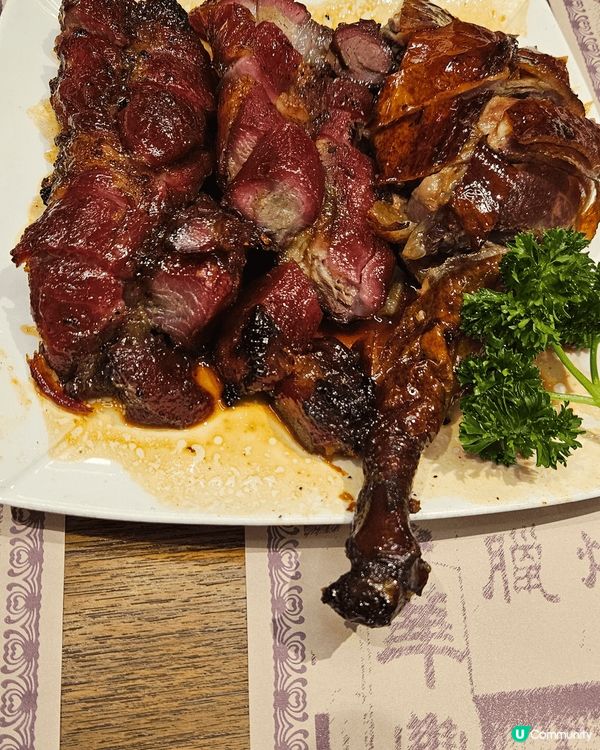 中式菜式 燒鵝好味 香港島 維港酒樓質素唔錯佢哋而家仲有好多...