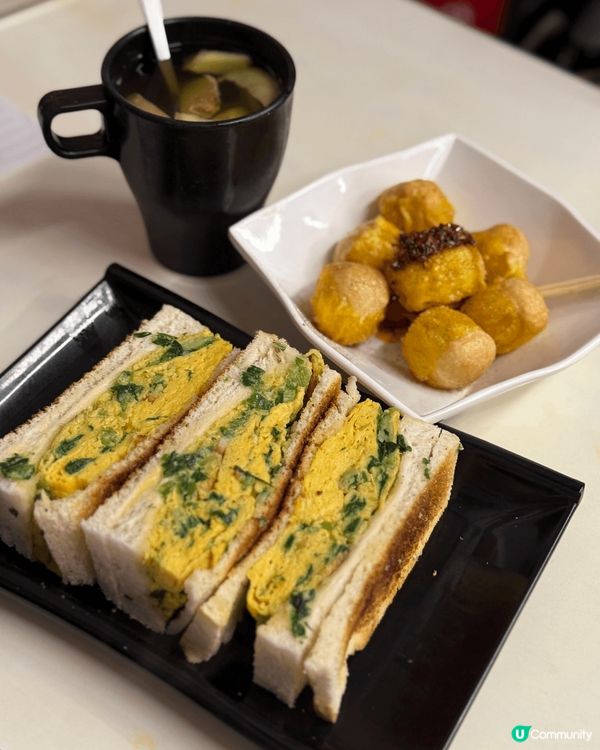 去咗觀塘嘅海潮餐廳食佢哋嘅名物蔥花蛋治烘底，麵包烘到超級脆，...