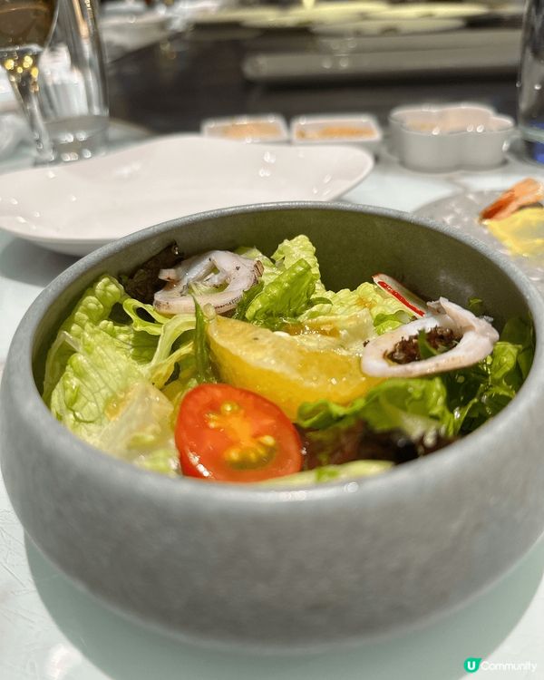 台北之旅必食夏慕尼法式鐵板燒，菲力牛排入口有肉味，由前菜沙律...