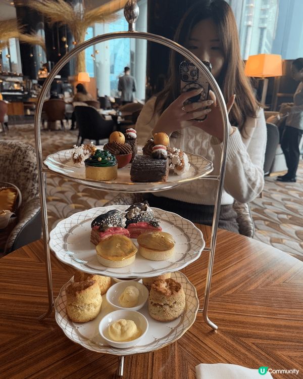 聖誕節同妹妹去左君悅酒店食聖誕下午茶，第一次食，之前已經聽講...